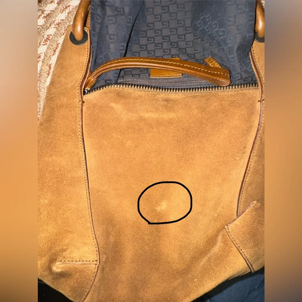 N/A authentic gucci